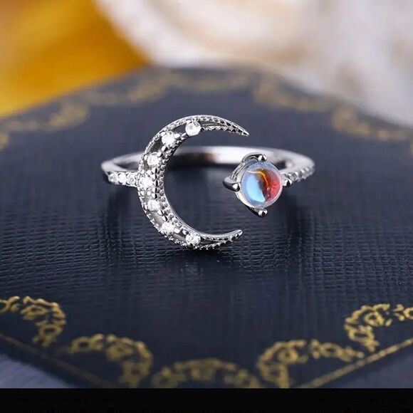 🌙Sterling Silver Adjustable MoonStone Half Moon Ring - Picture 6 of 16